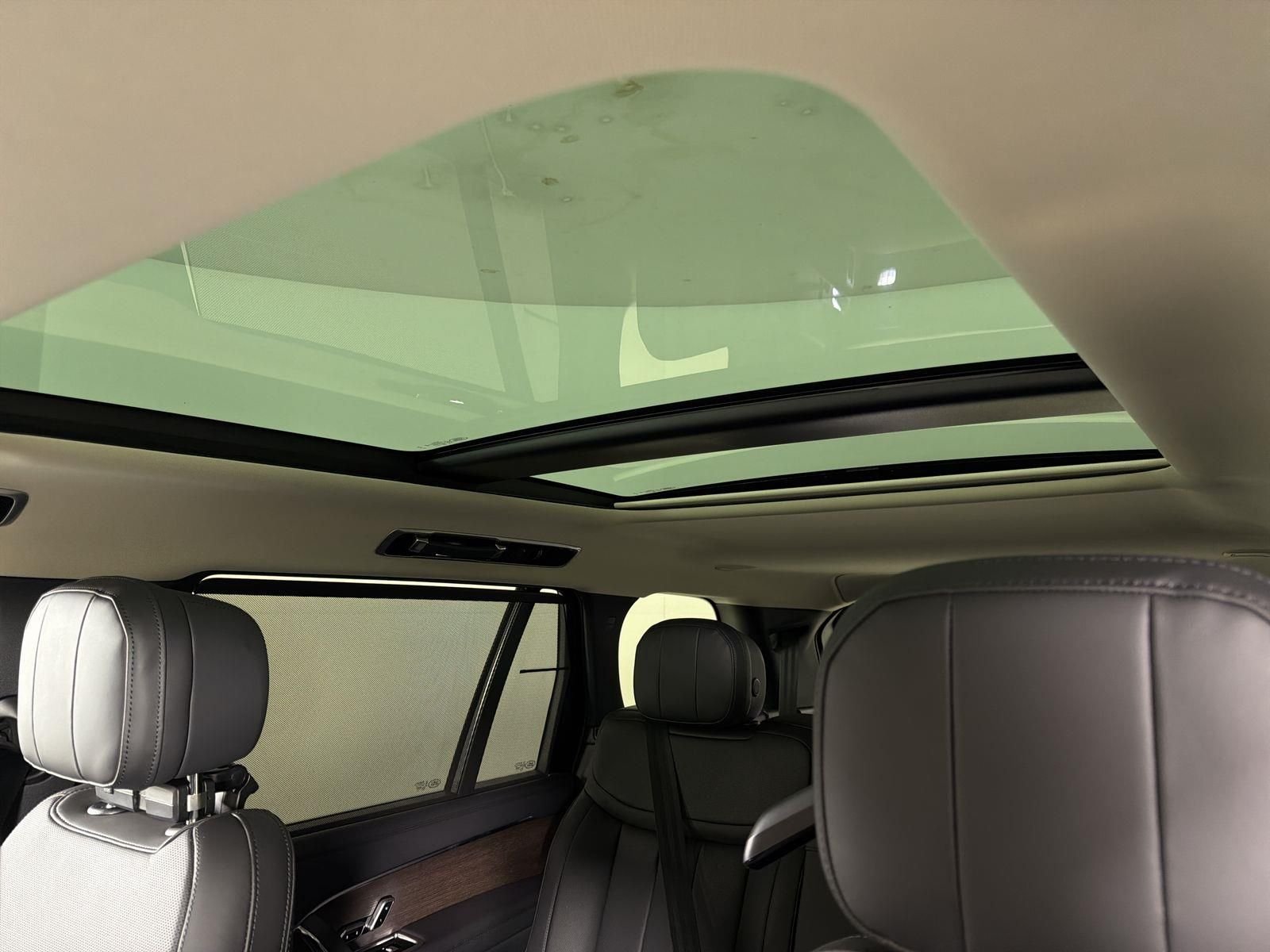 2026 Land Rover Range Rover SE - Photo 9