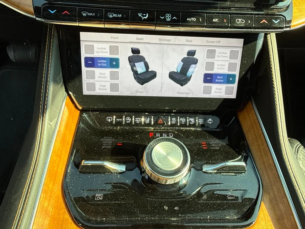 Used 2024 Midnight Jeep Series III image 16