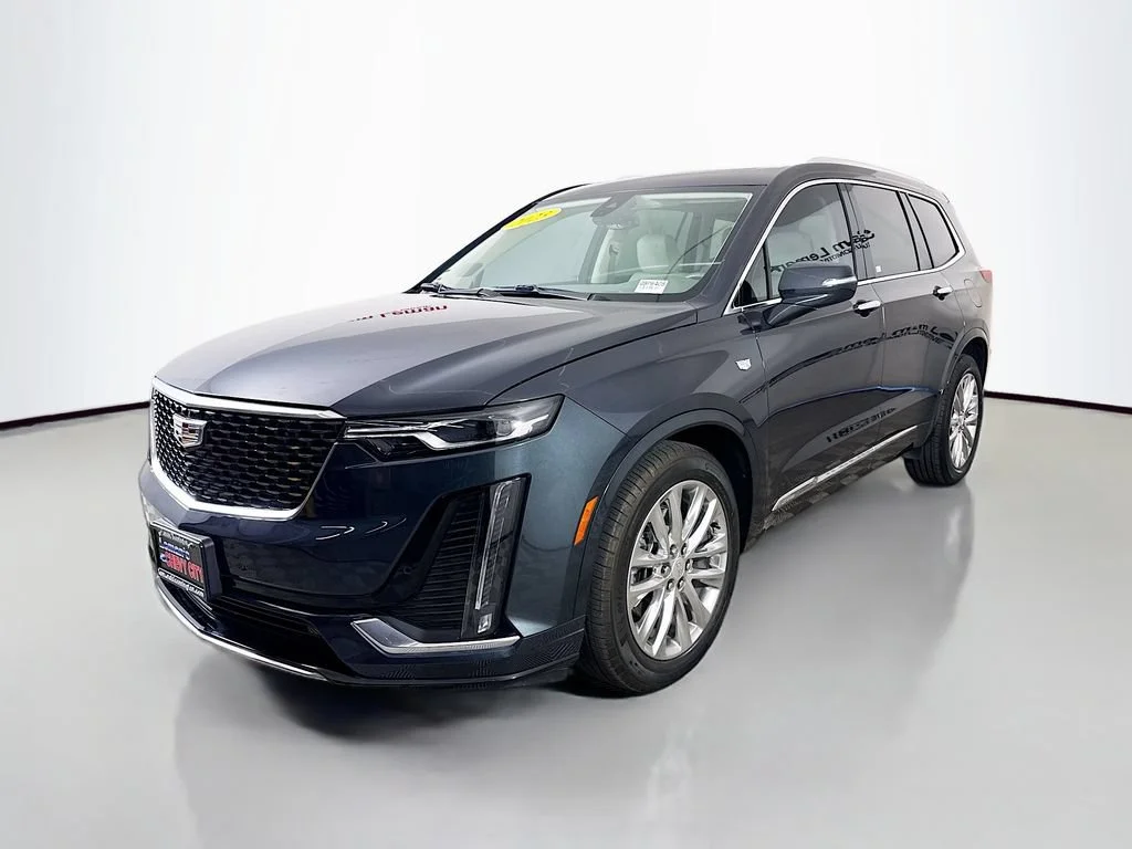 Used 2023 Wilder Metallic Cadillac Premium Luxury image 3