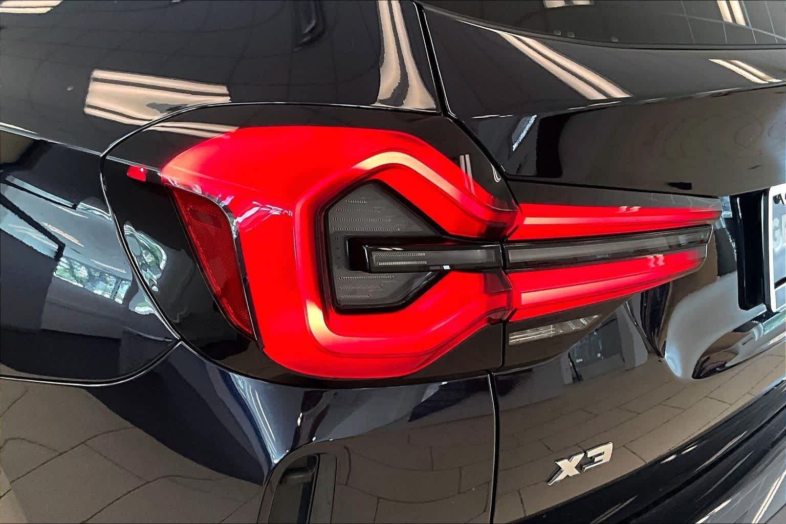 Used 2024 Carbon Black Metallic BMW M40i image 27