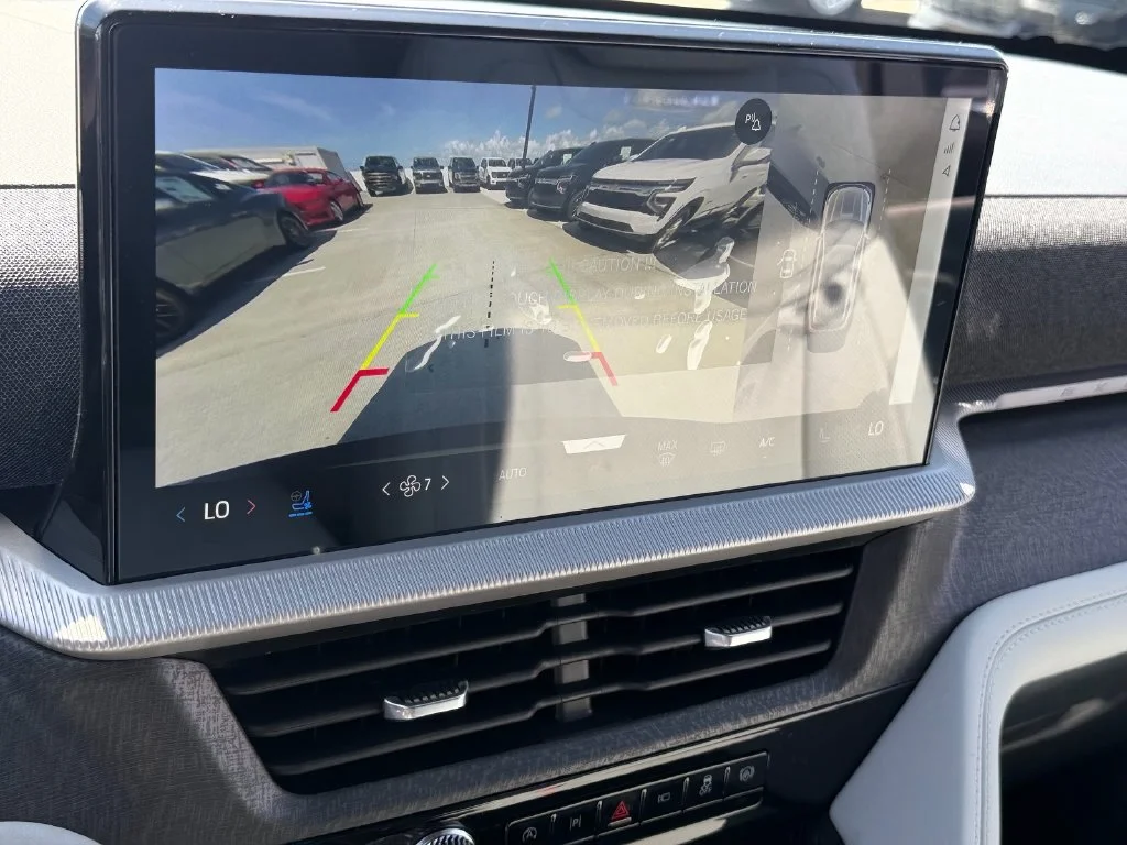 New 2027 Avalanche Gray Ford Platinum™ image 14