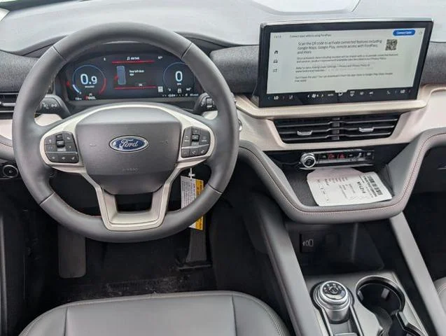 New 2026 Star White Metallic Tri-Coat Ford Active image 23