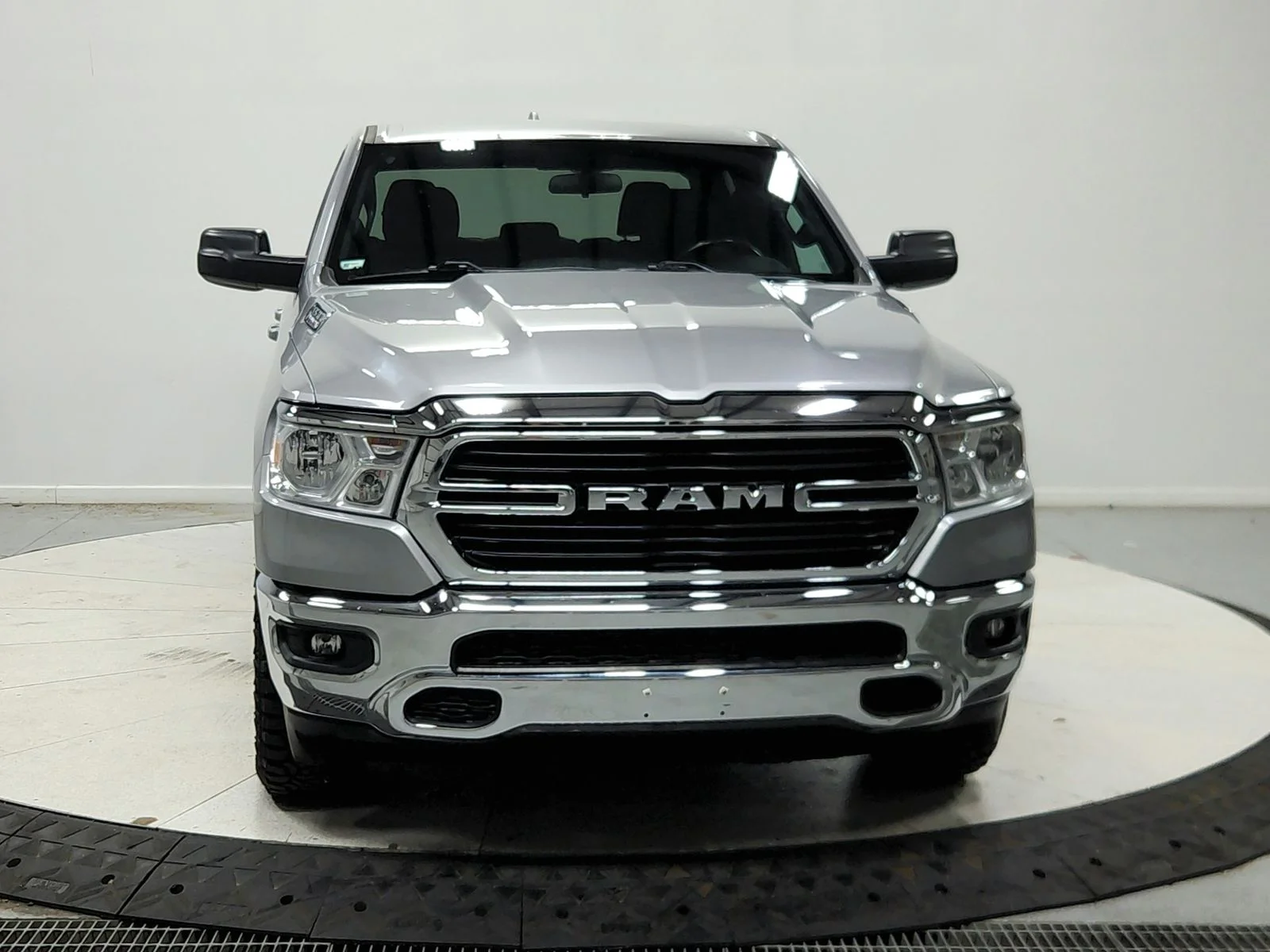 Used 2021 Silver Ram Big Horn/Lone Star image 3