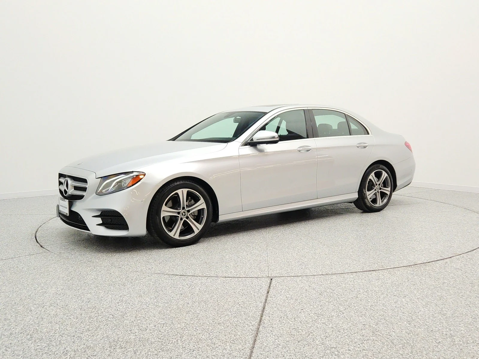 2019 Mercedes-Benz E-Class E300's photo