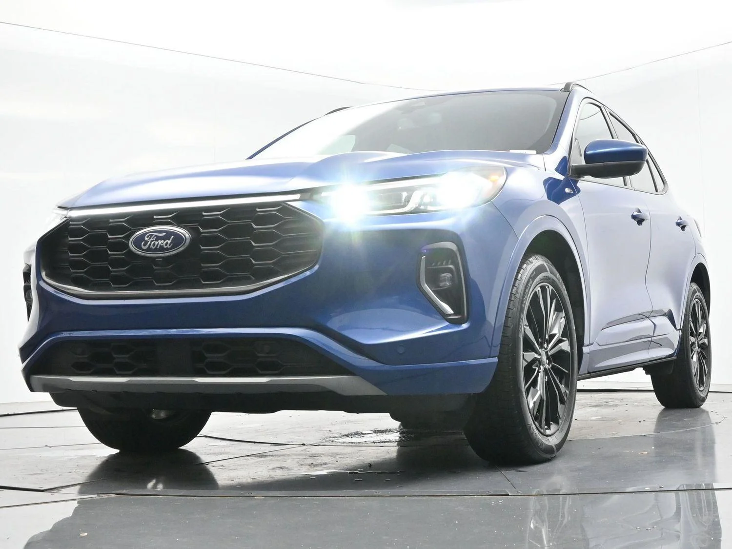 Used 2023 Atlas Blue Ford ST-Line Elite image 44