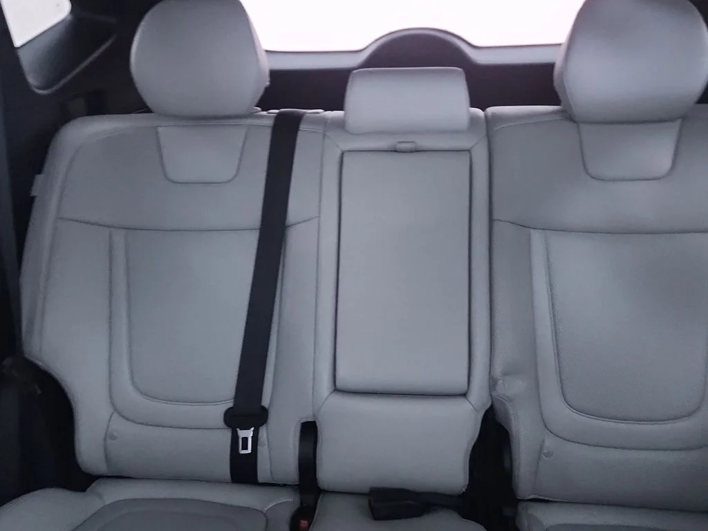 Used 2025 White Hyundai Limited image 24