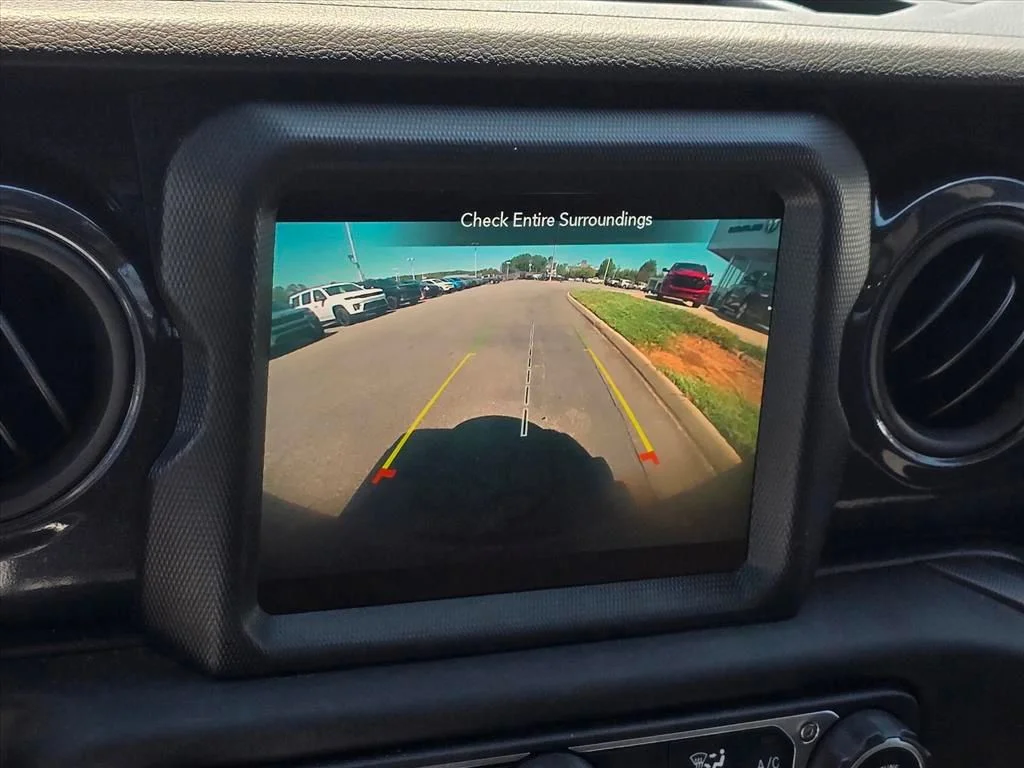 Used 2023 Silver Jeep Sport image 5