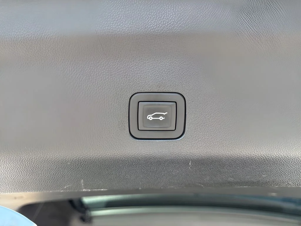 Used 2025 Gray Chevrolet LT image 32