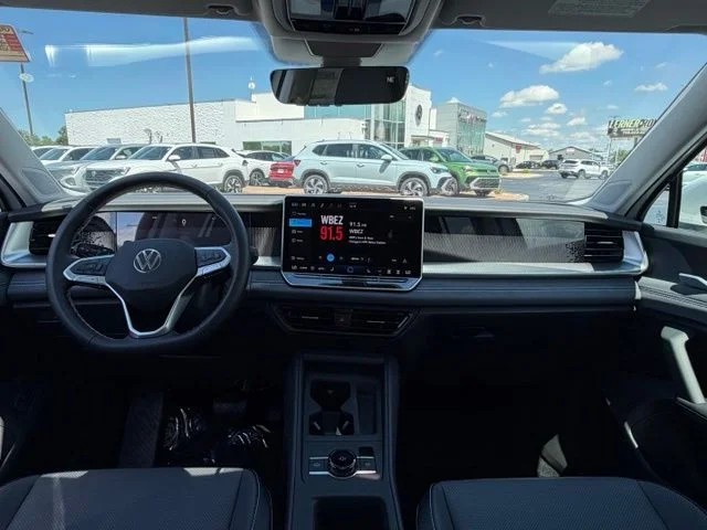 New 2026 White Volkswagen 2.0T SE image 15