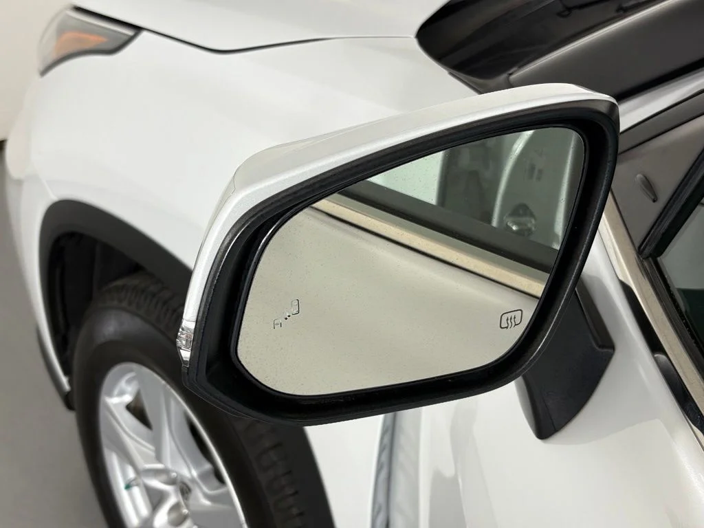 Used 2022 Beige Toyota LE image 13