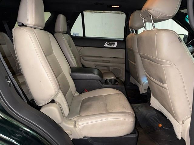 Used 2013 Green Ford Limited image 22
