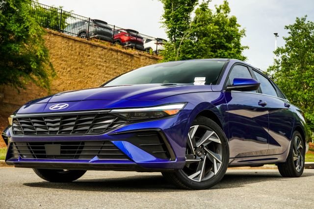 Certified Used 2024 Blue Hyundai SEL image 1