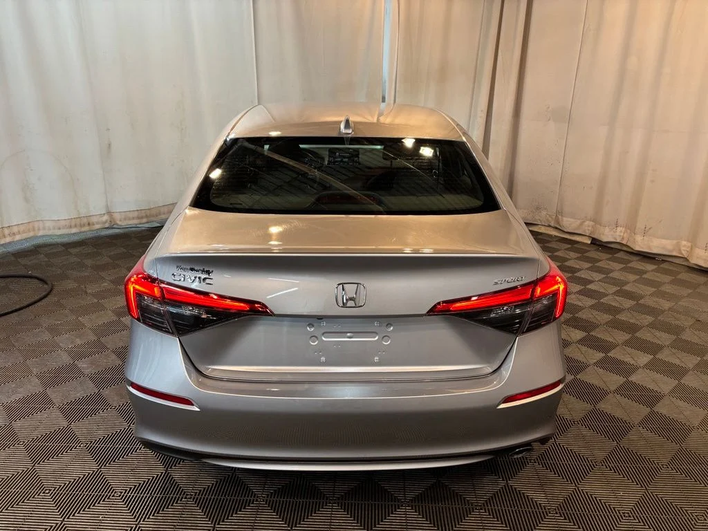 Certified Used 2023 Lunar Silver Metallic Honda 2.0L 4D SPORT image 5