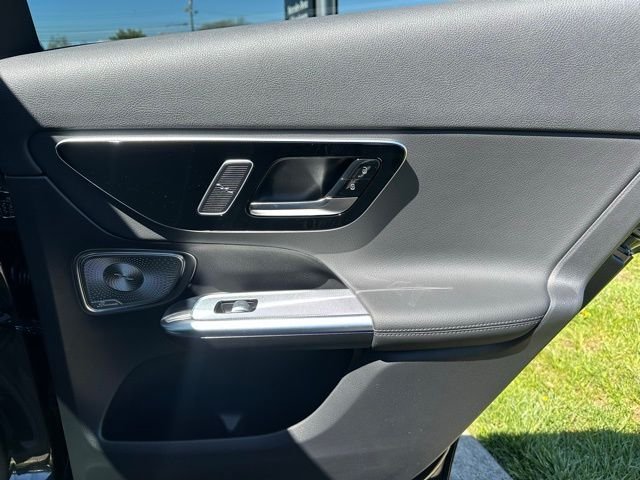 Used 2026 Gray Mercedes-Benz GLC 300 image 19