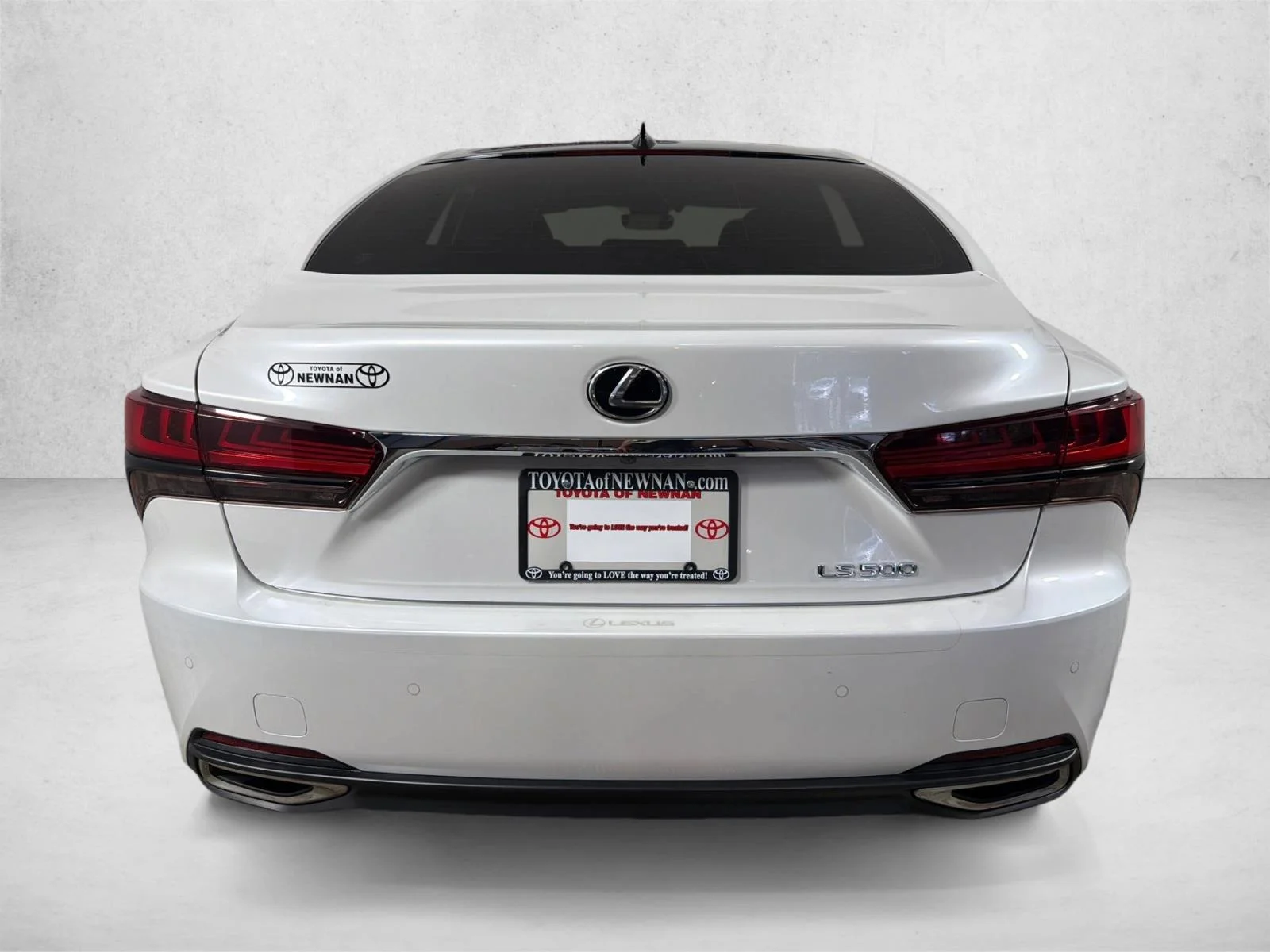 Used 2022 White Lexus LS 500 image 6