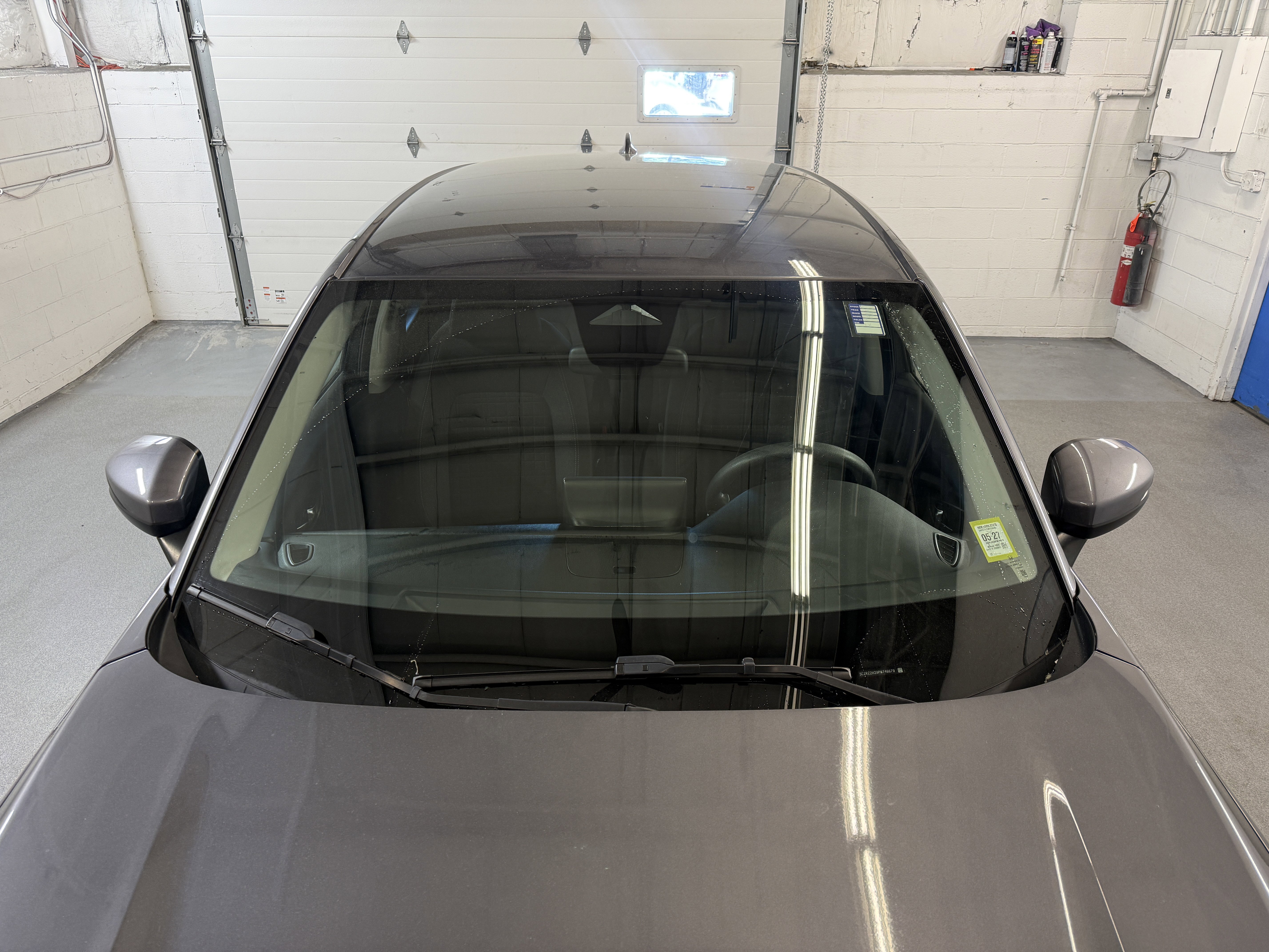Used 2023 Modern Steel Metallic Honda LX image 4