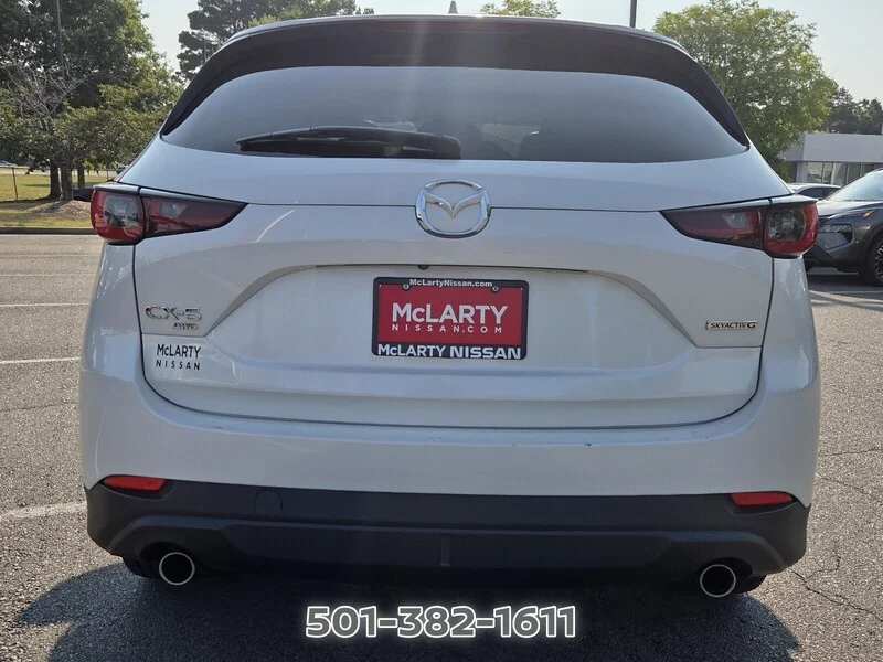 Used 2023 White Metallic MAZDA 2.5 S PREFERRED PACKAGE AWD image 4