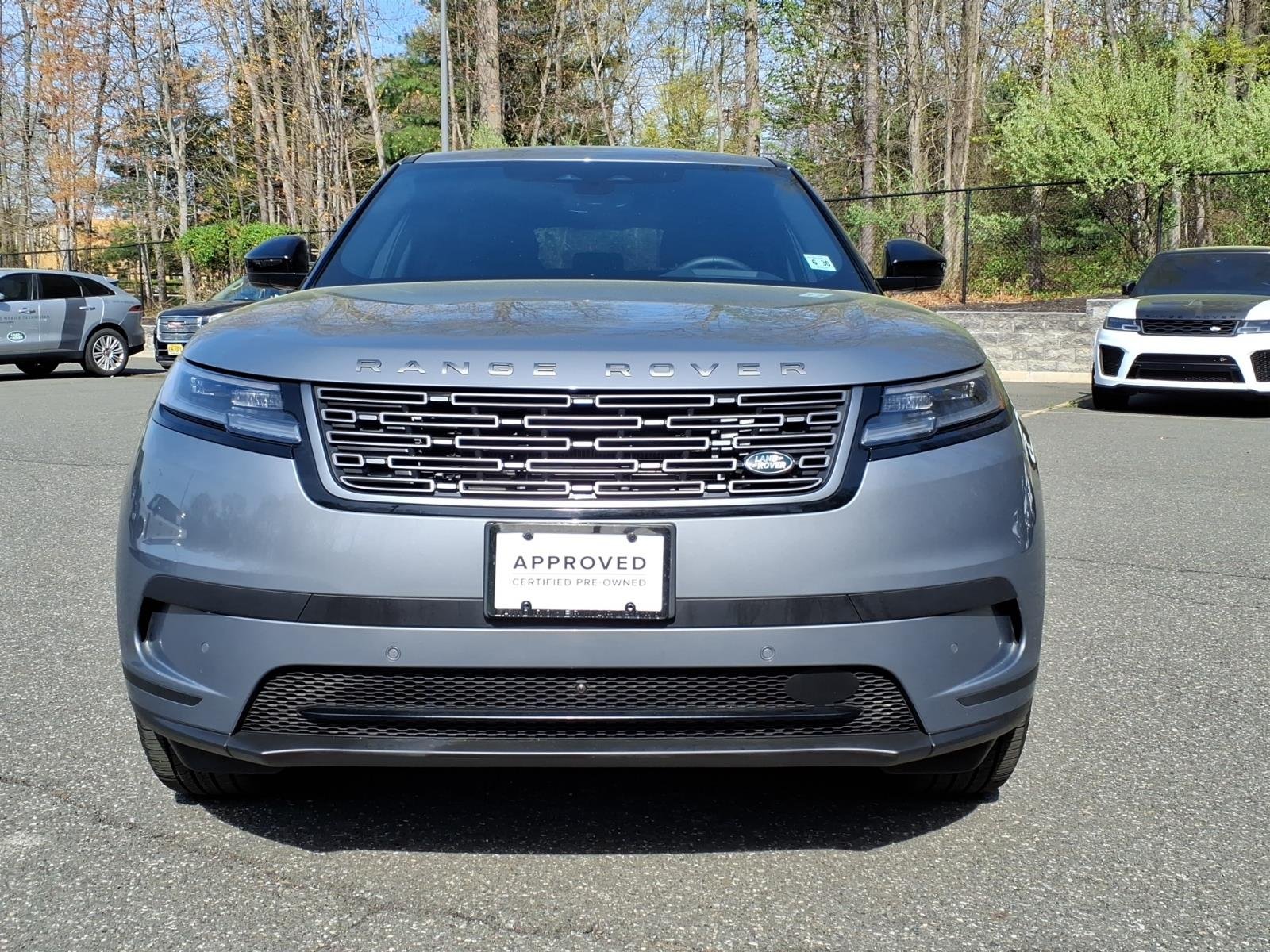 Certified Used 2026 Zadar Grey Prem Met Land Rover S image 8