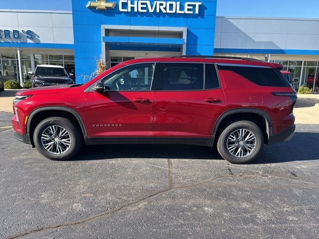 Used 2025 Red Chevrolet LT image 3