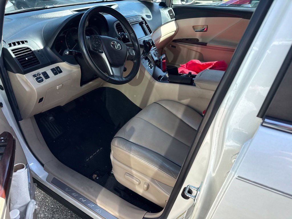 Used 2014 White Toyota Limited image 2