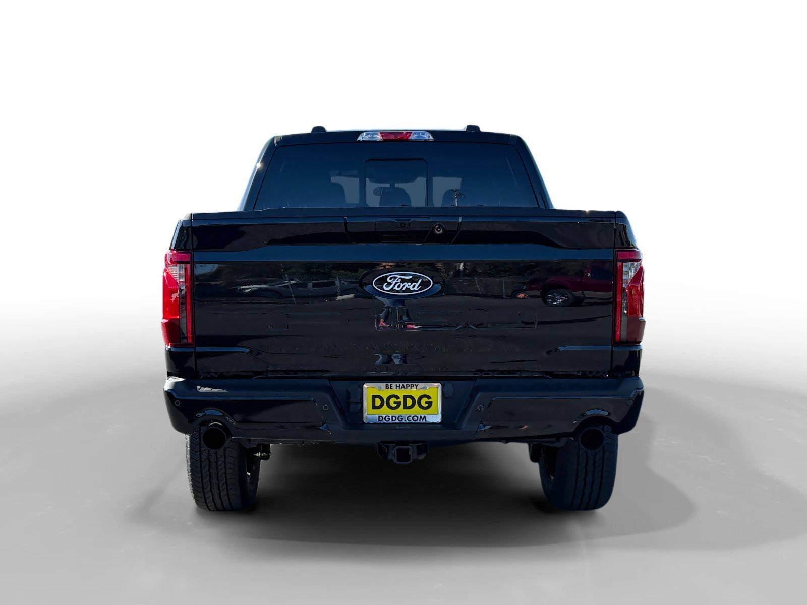 New 2026 Agate Black Metallic Ford XLT image 4