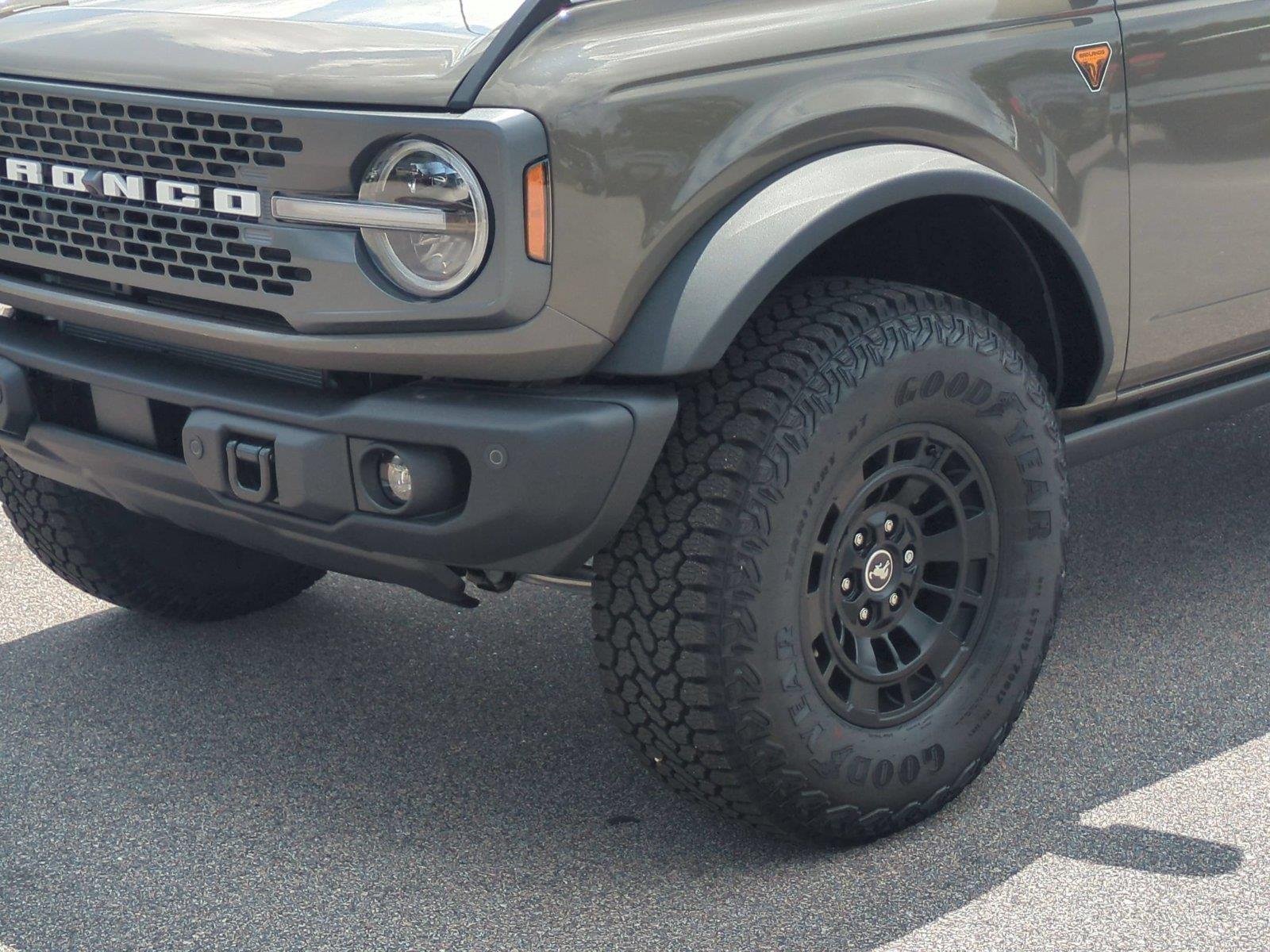 New 2026 Marsh Gray Ford Badlands® image 9