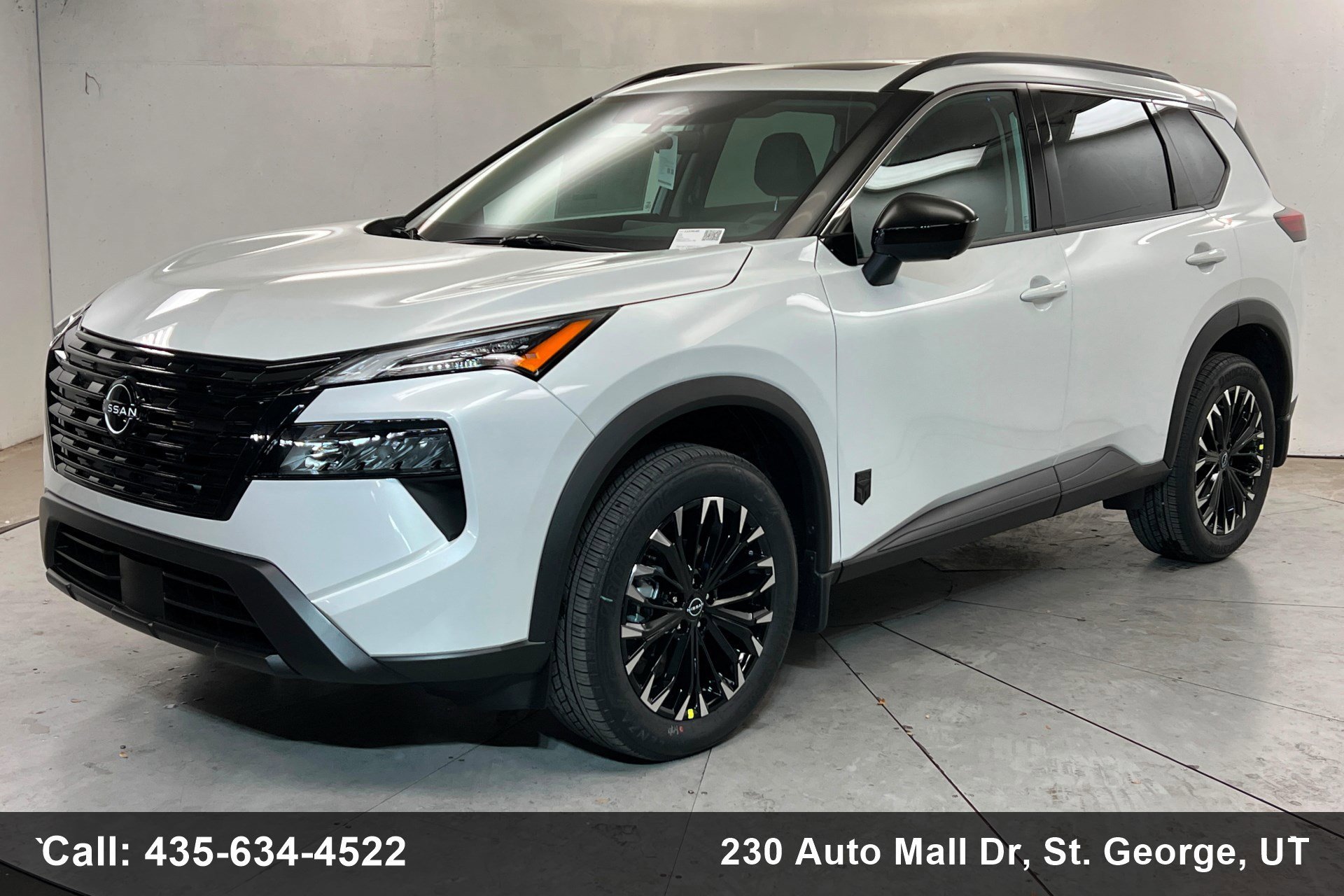2026 Nissan Rogue Dark Armor AWD's photo