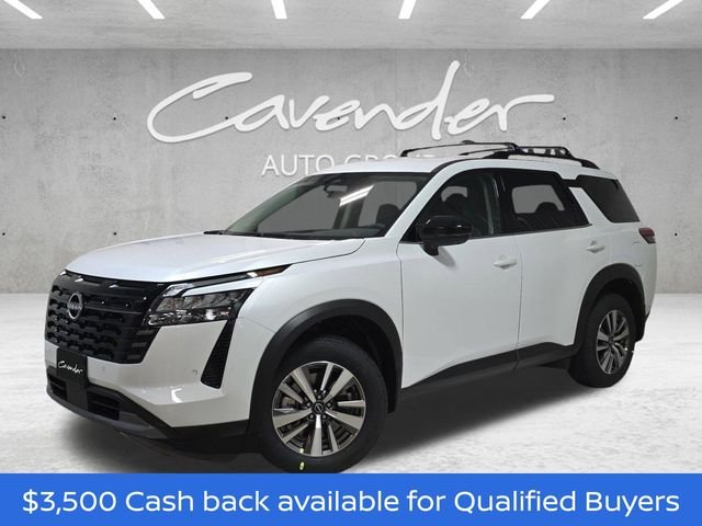 2026 Nissan Pathfinder SL