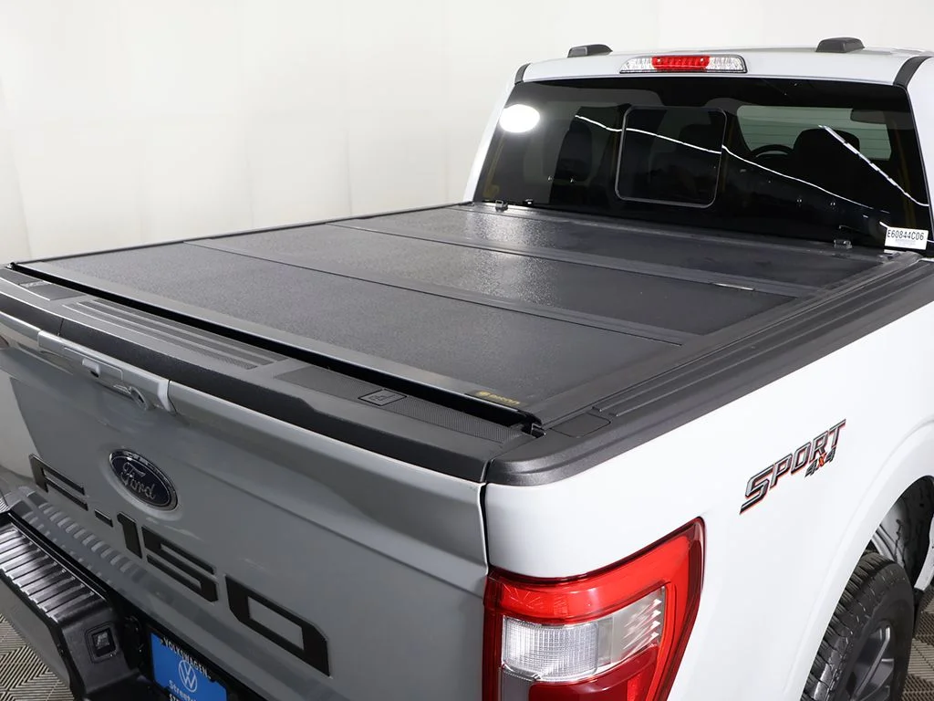 Used 2023 Avalanche Gray Ford Lariat image 25