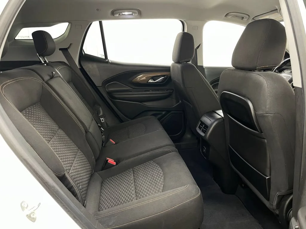 Certified Used 2019 SUMMIT WHITE GMC SLE image 38