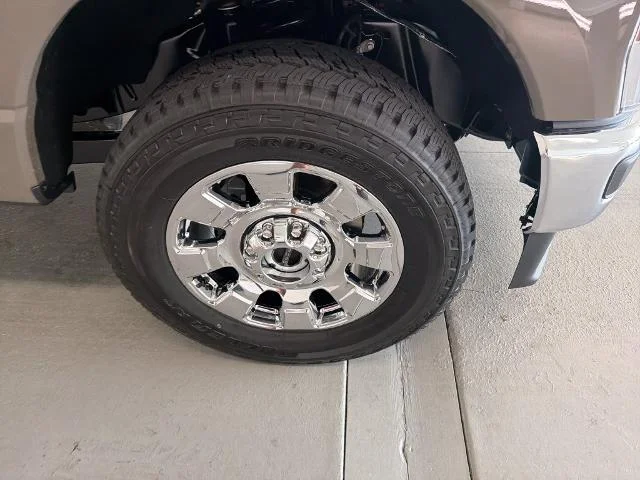 New 2026 Marsh Gray Ford F-350® King Ranch® image 24