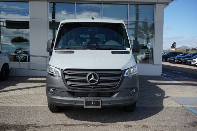 New 2026 Stone Gray Mercedes-Benz Cargo 144 WB image 33