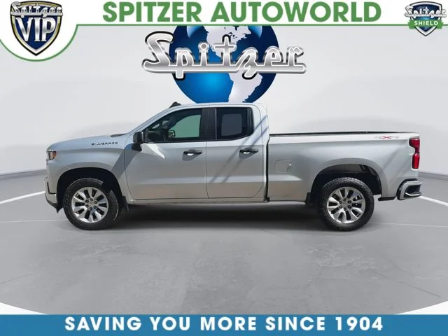 Used 2021 Silver Chevrolet Custom image 6