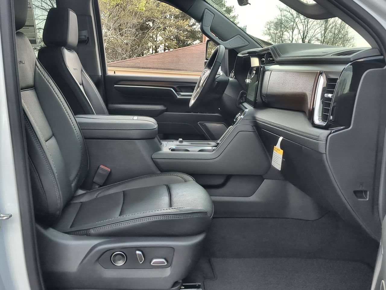 New 2026 Summit White GMC Denali image 29