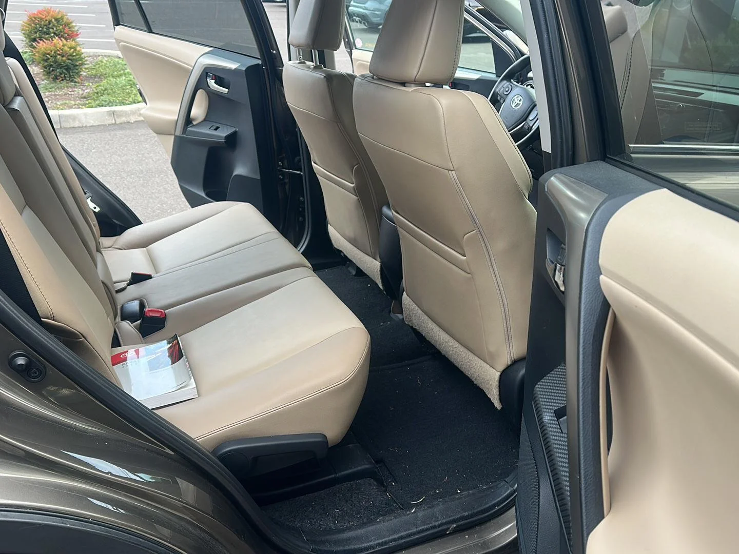 Used 2013 Pyrite Mica Toyota Limited image 11