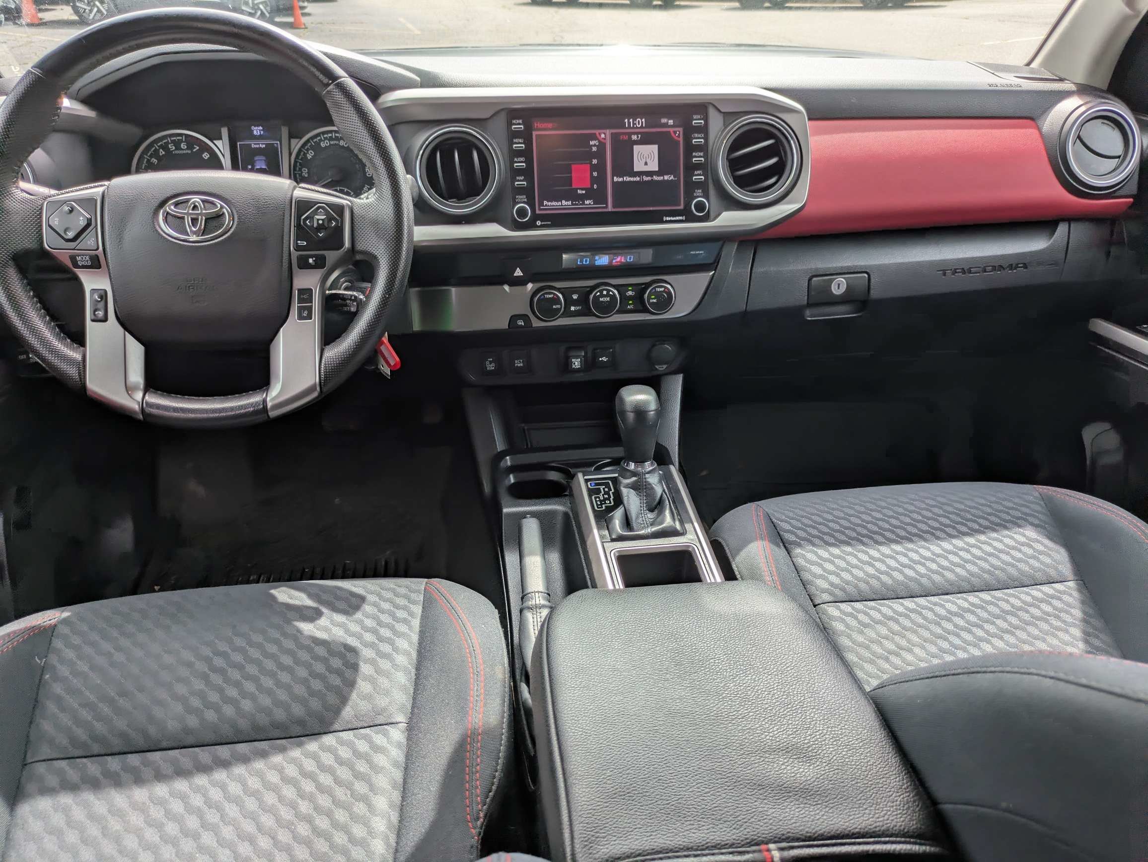 Used 2022 Black Toyota SR5 image 11