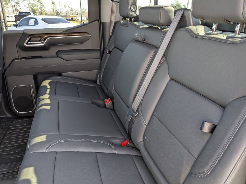 New 2026 Onyx Black GMC Elevation image 14