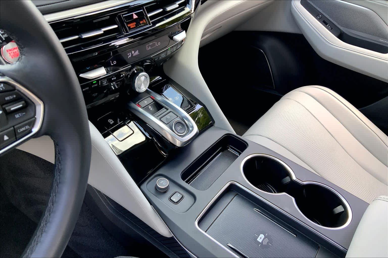 Used 2026 Solar Silver Metallic Acura w/Technology Package image 17