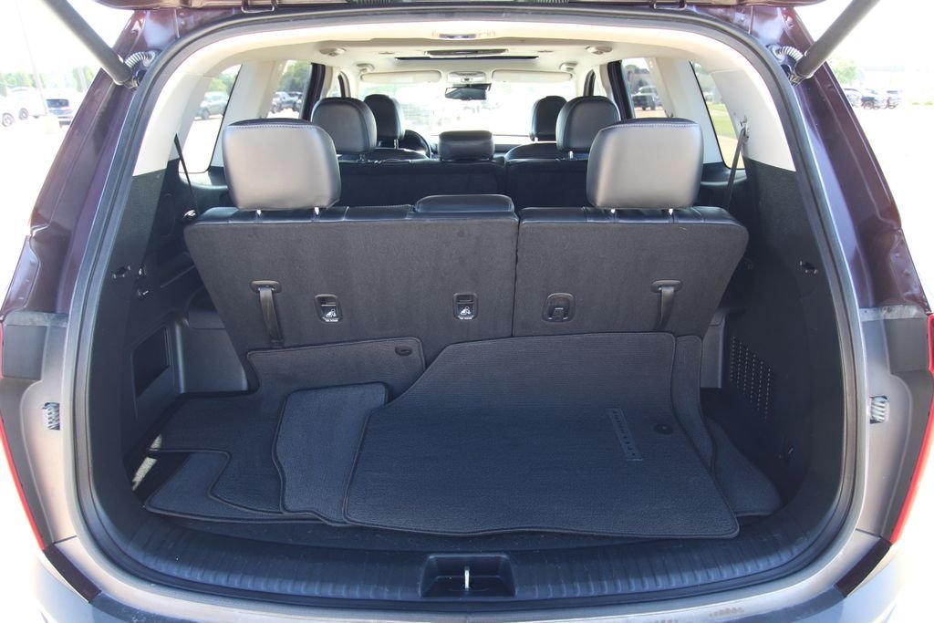 Used 2020 Purple Kia EX image 15