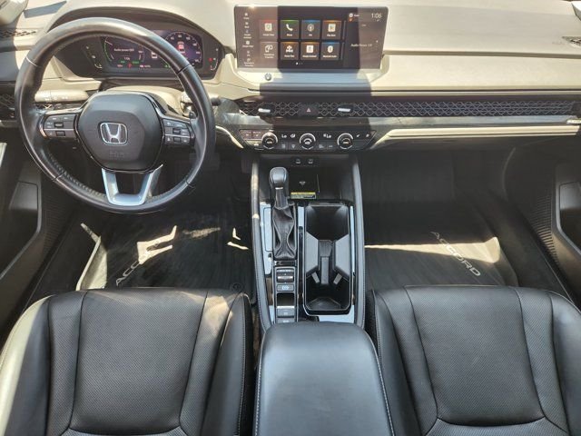 Used 2023 White Honda Touring image 25