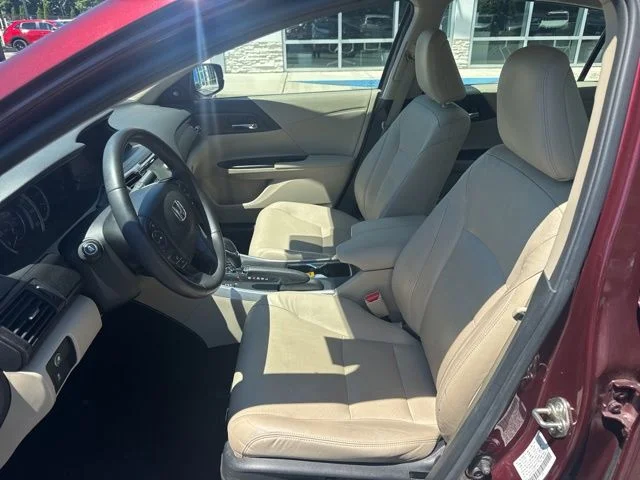 Used 2015 Basque Red Pearl II Honda EX-L image 19