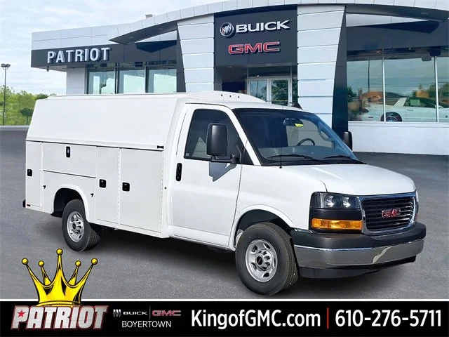 2025 GMC Savana 3500 139" WB's photo