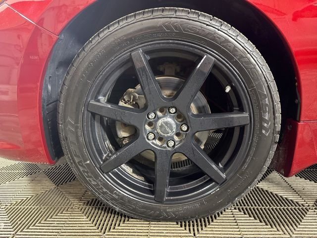 Used 2017 Red Nissan 2.5 SR image 10