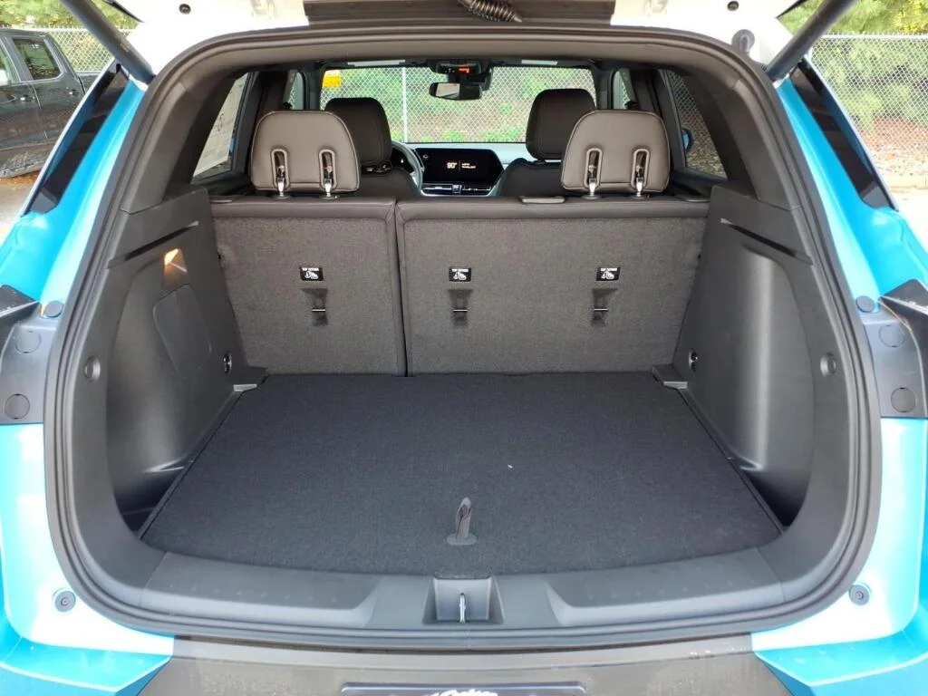 New 2026 Marina Blue Metallic Chevrolet ACTIV image 5