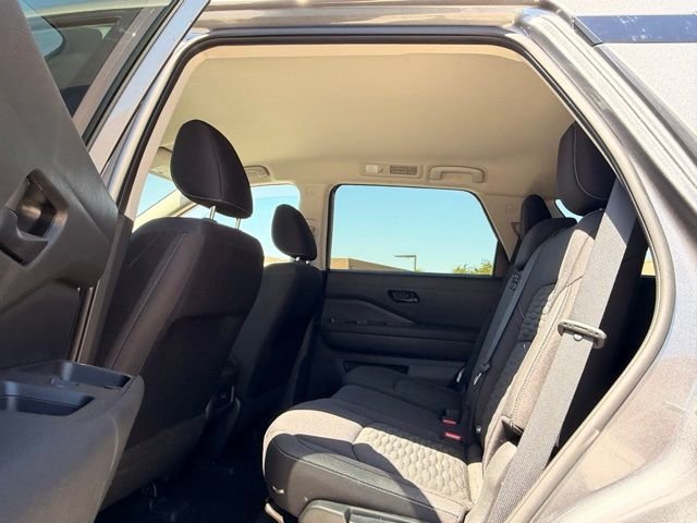 Used 2023 Gray Nissan S image 11