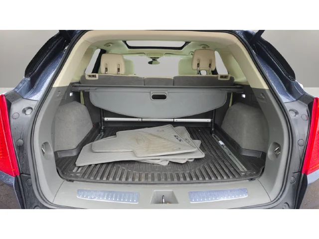 Used 2019 Harbor Blue Metallic Cadillac Luxury image 14