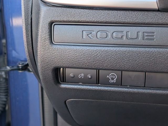 Used 2023 Blue Nissan S image 24