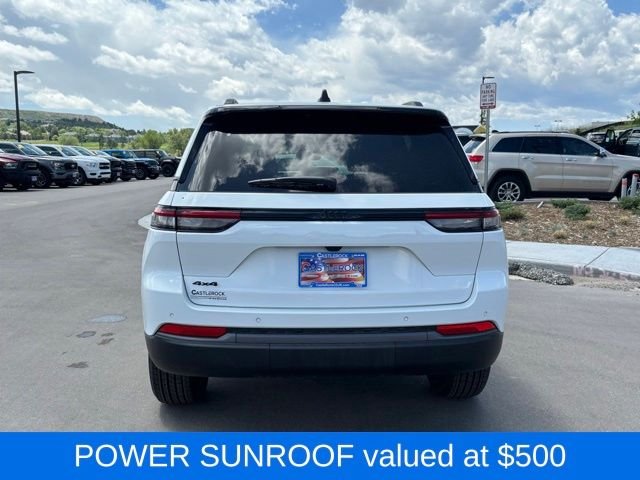 New 2026 Bright White Clear-Coat Exterior Paint Jeep Altitude image 4