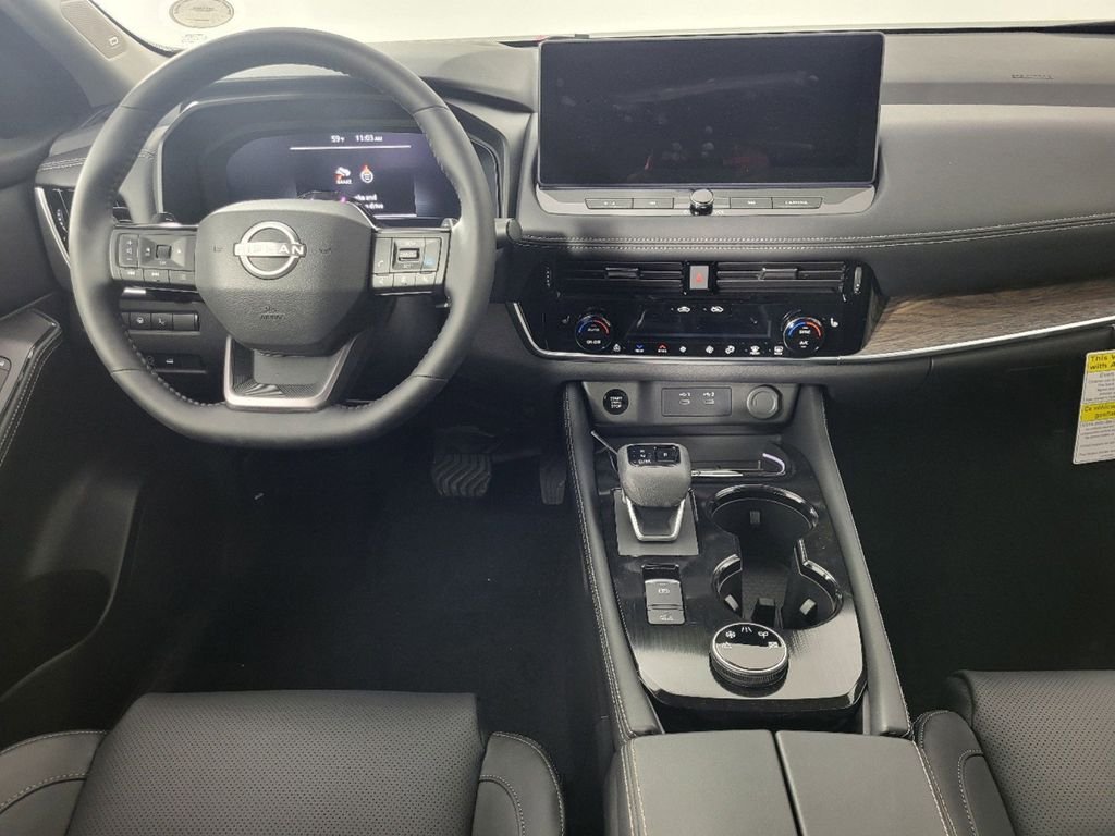 2025 Nissan Rogue Platinum - Photo 15