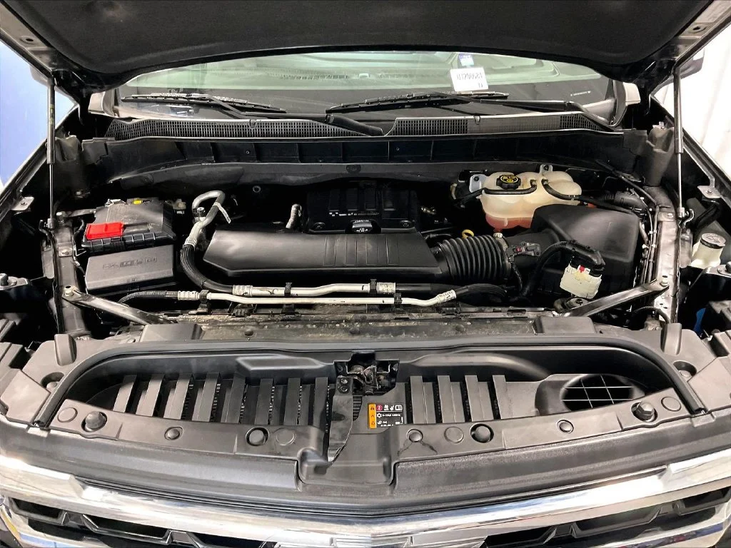 Used 2023 Black Chevrolet LT image 29